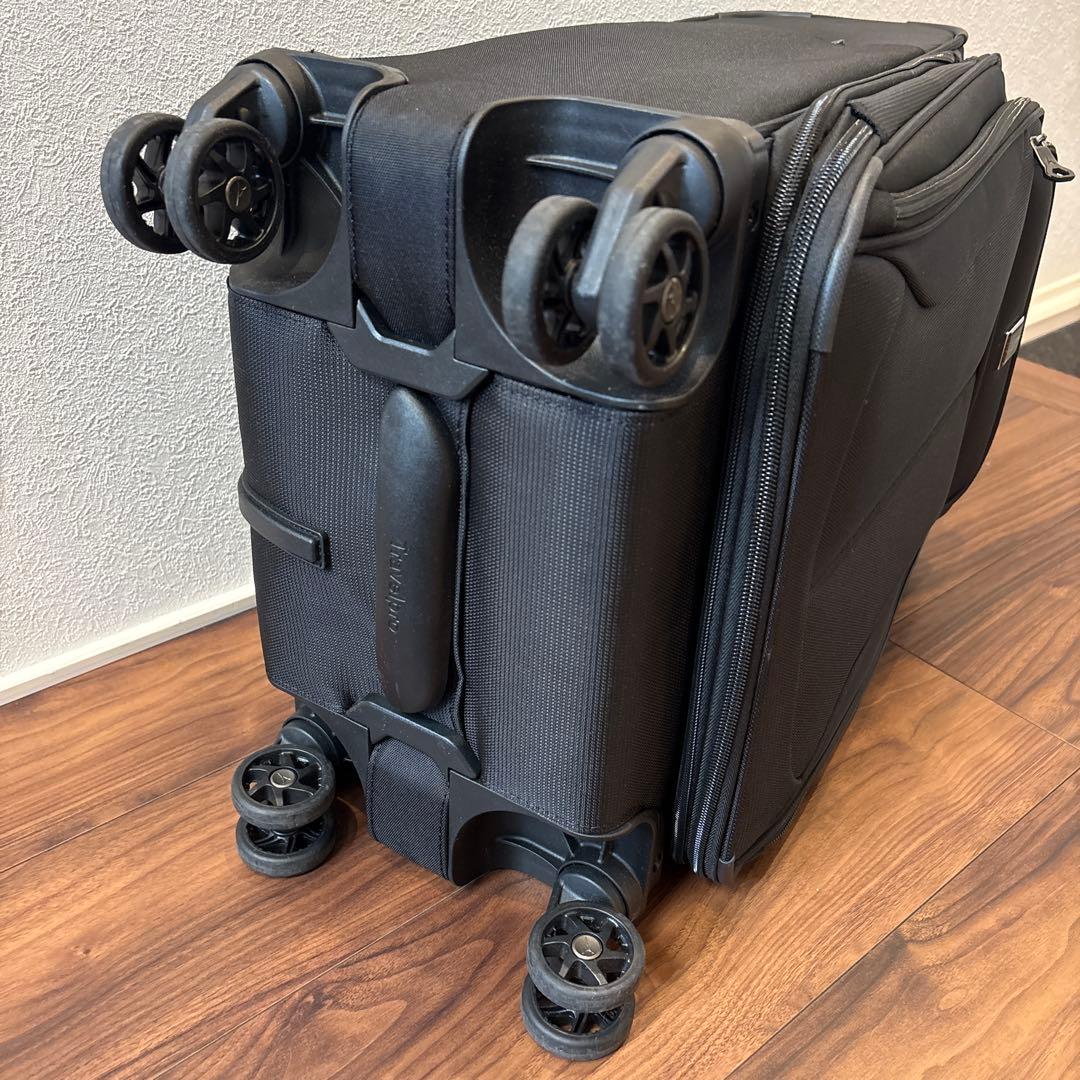 【美品】Travelpro Tourlite 21インチ 機内持込可能サイズ