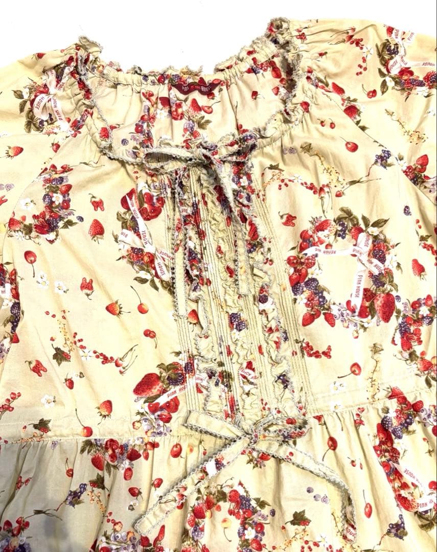 ピンクハウス♡苺リース　オリーブグリーン ミニワンピース