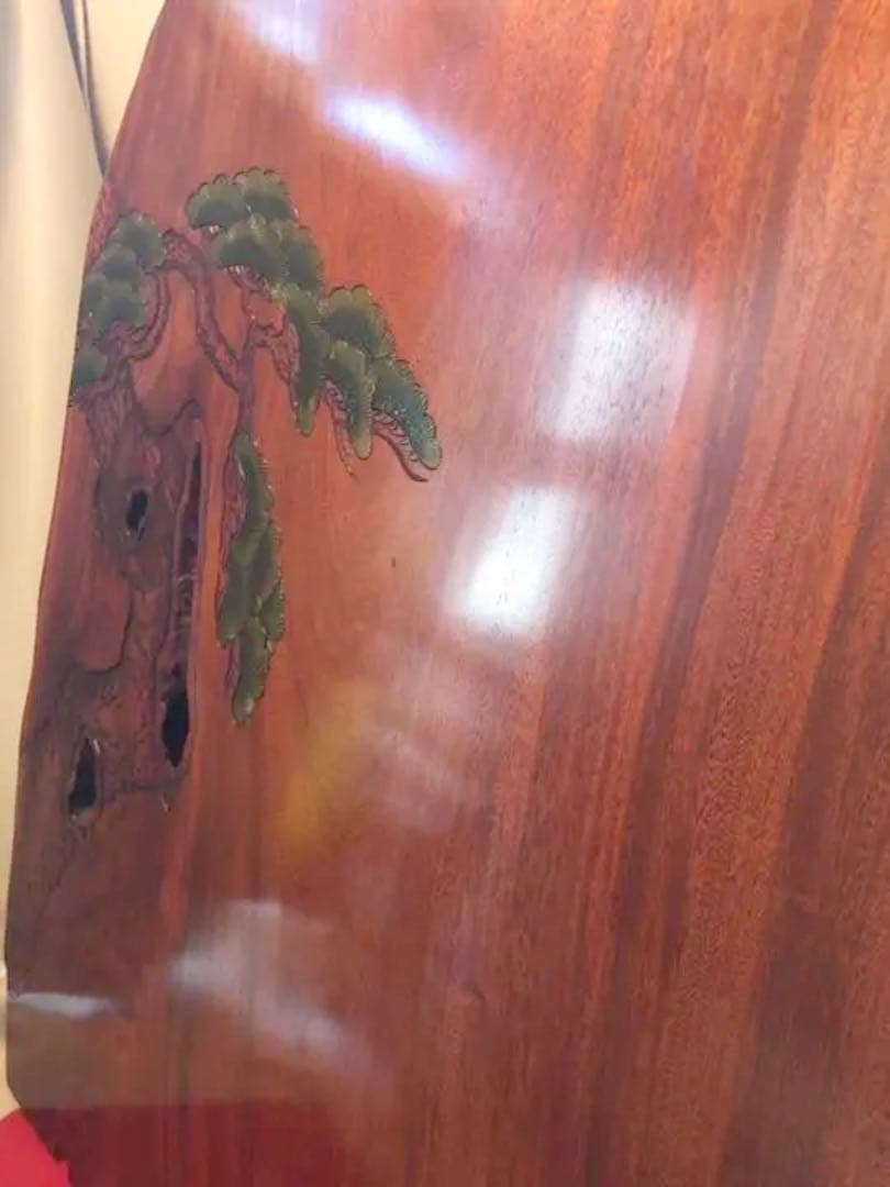 197.欅　総無垢　松と鷹　手彫り