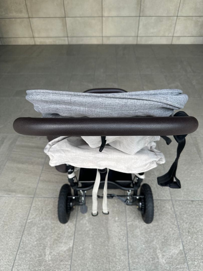 【美品】AIRBUGGY エアバギー ココプレミア フロムバース アースグレー