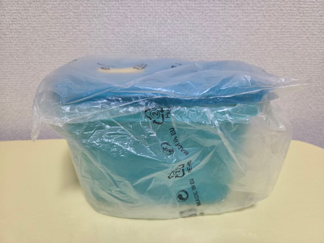 【新品・未使用】タッパーウェア クリスタルウェーブ 4個セット