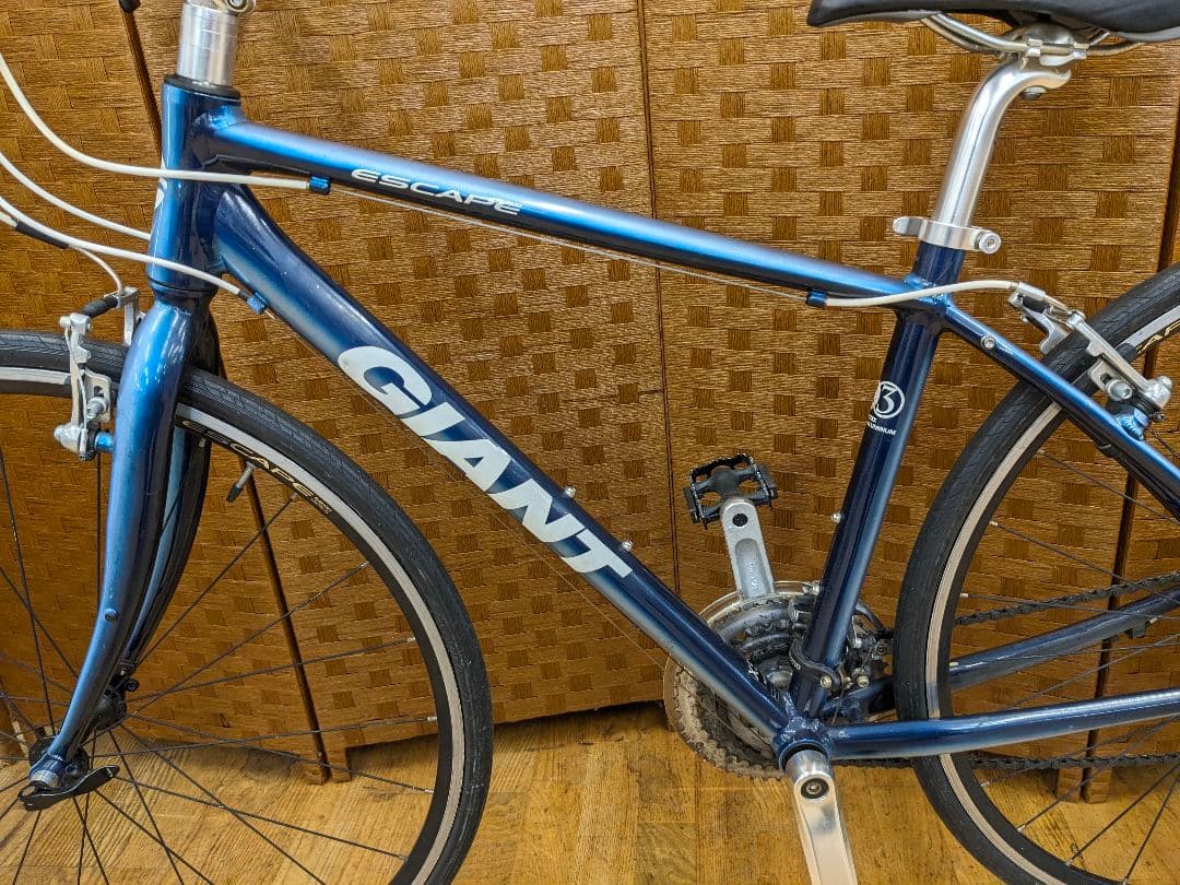 U020 クロスバイク　GIANT　R3 XSサイズ 3×８段変速