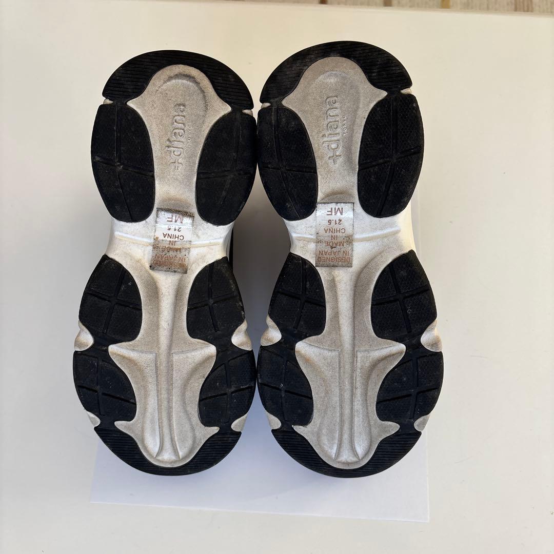 プラスダイアナ　【撥水加工】軽量ニットソックススニーカー （黒生地）　21.5