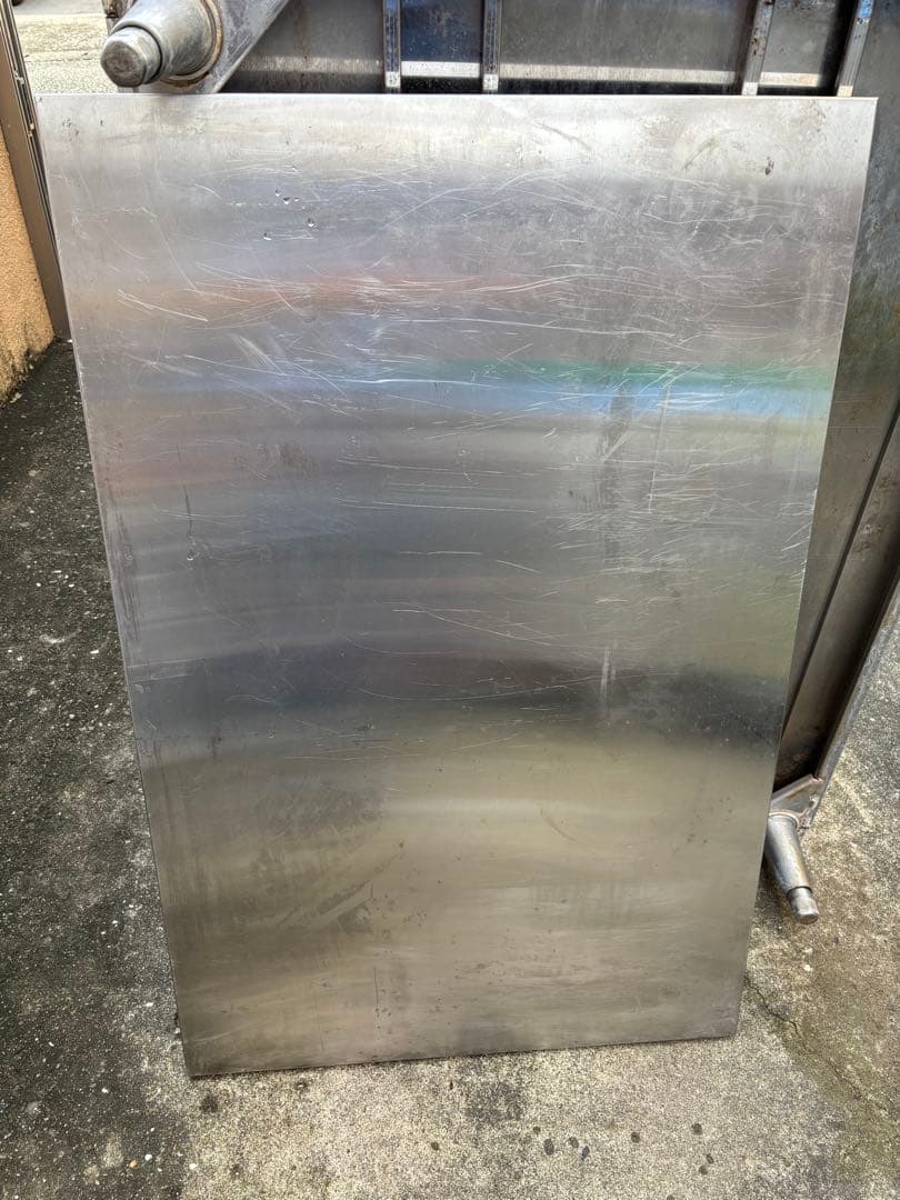 業務用ステンレス スライドドア収納キャビネット　両面扉