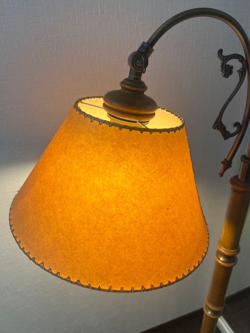 希少！送料込‼️昭和レトロ　アンティーク　フロアライト・スタンド照明