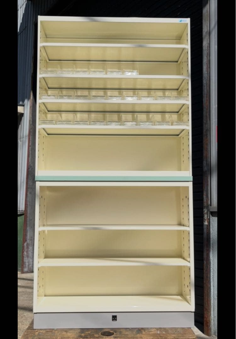 高園産業 SOLNO コンセント付家具 薬棚 薬剤棚 キャビネット 薬局 調剤棚