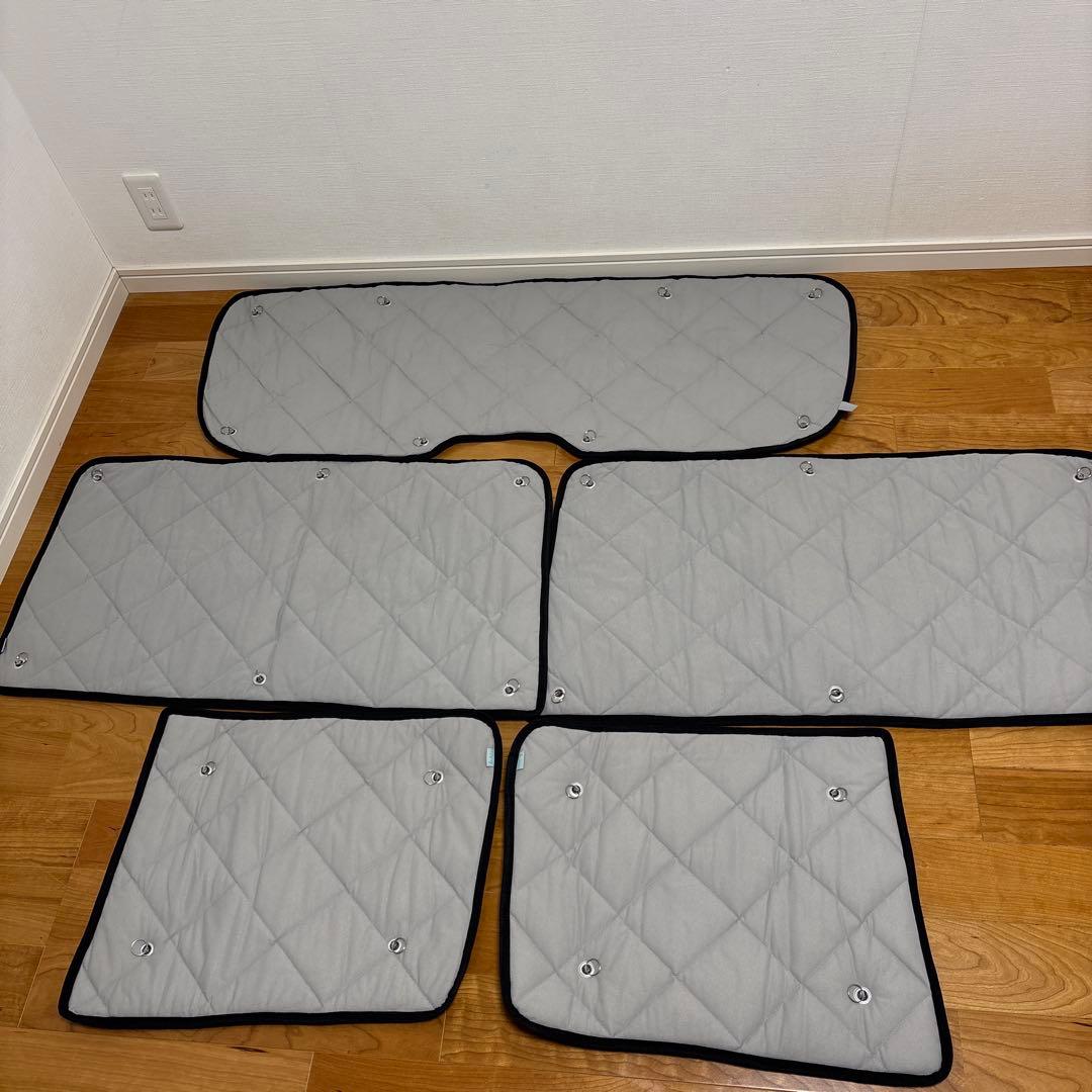 アイズマルチシェード デリカD5用 ｜断熱抜群 車中泊・スキー最強