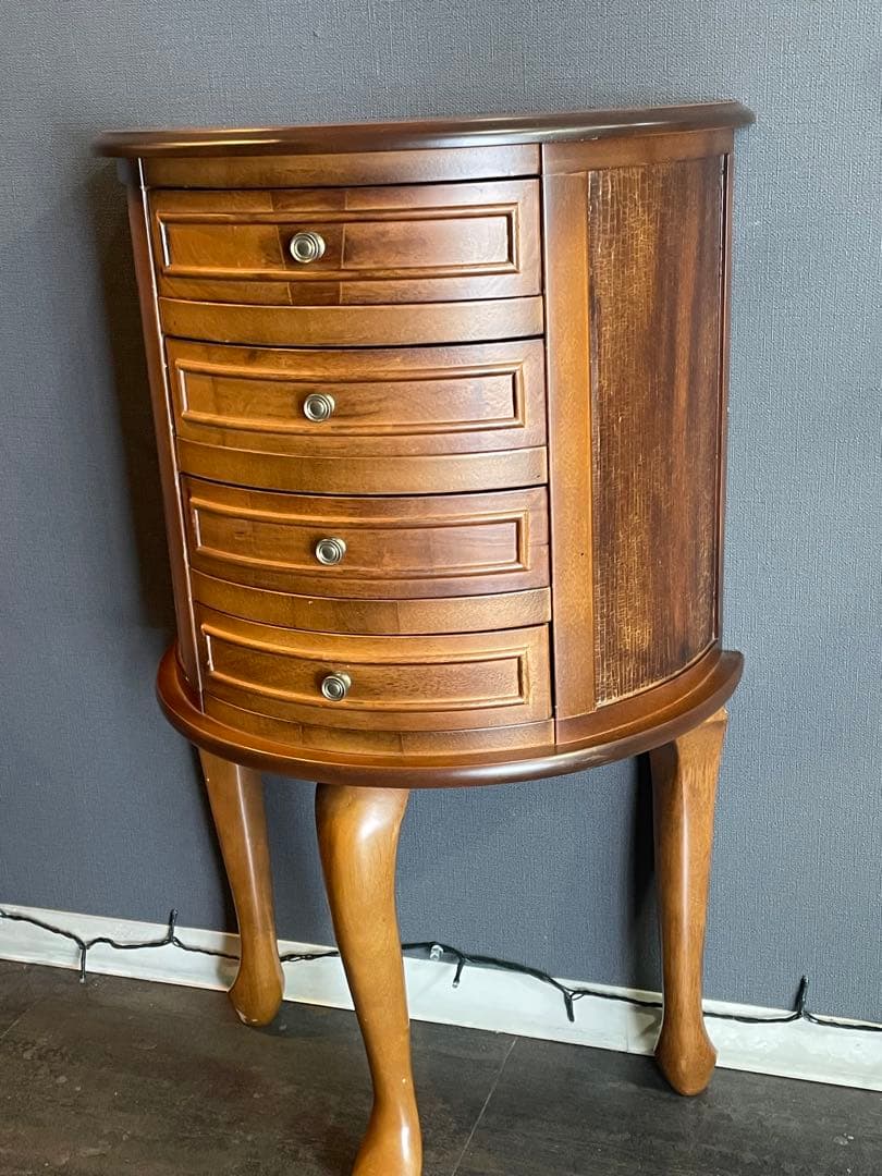 アンティーク調　木製半円形キャビネット ４段引き出し　３本猫足