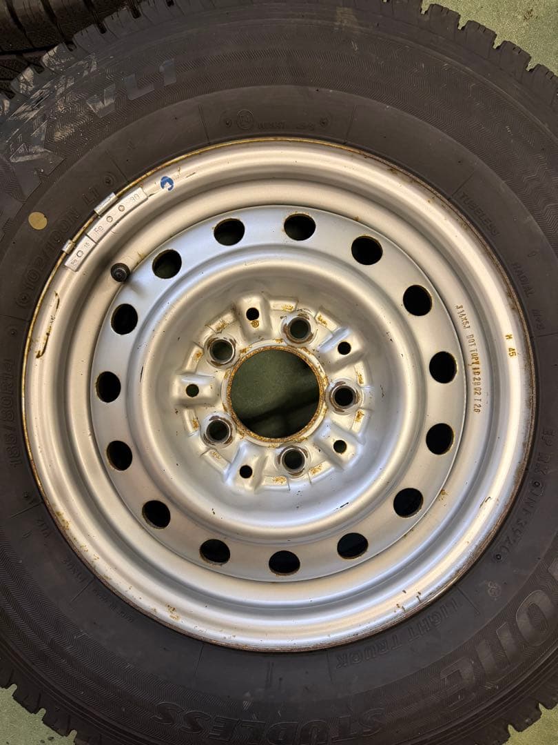 185/80R14 102/100N スタッドレス 20年 BS VL1 ボンゴ