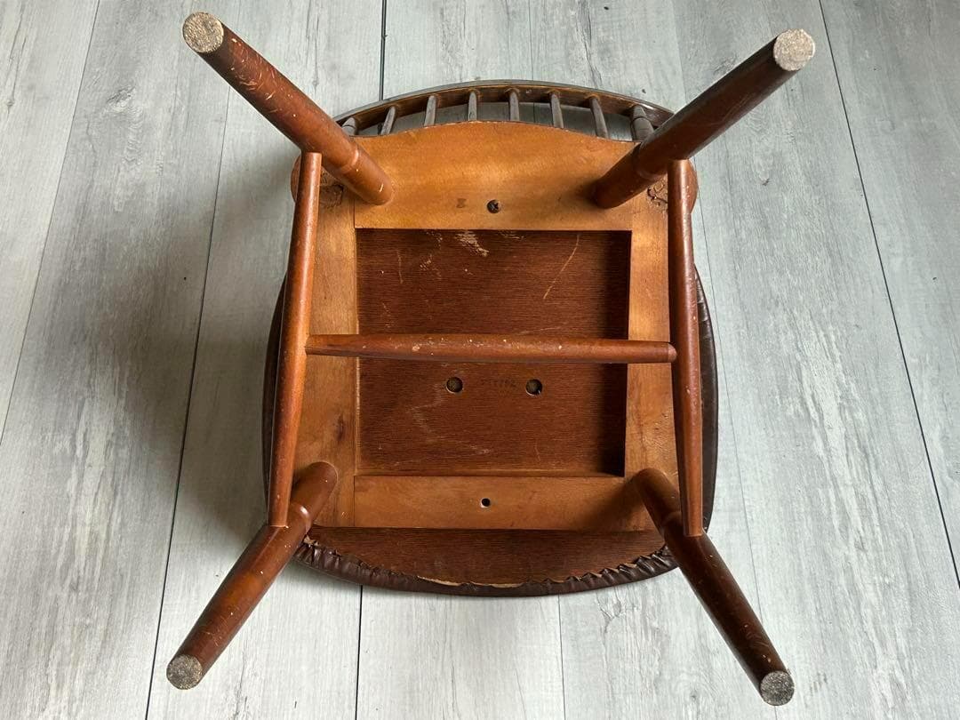 ヴィンテージ　ウィンザーチェア　スポークチェア　座園　レザー　洋風　クラシック