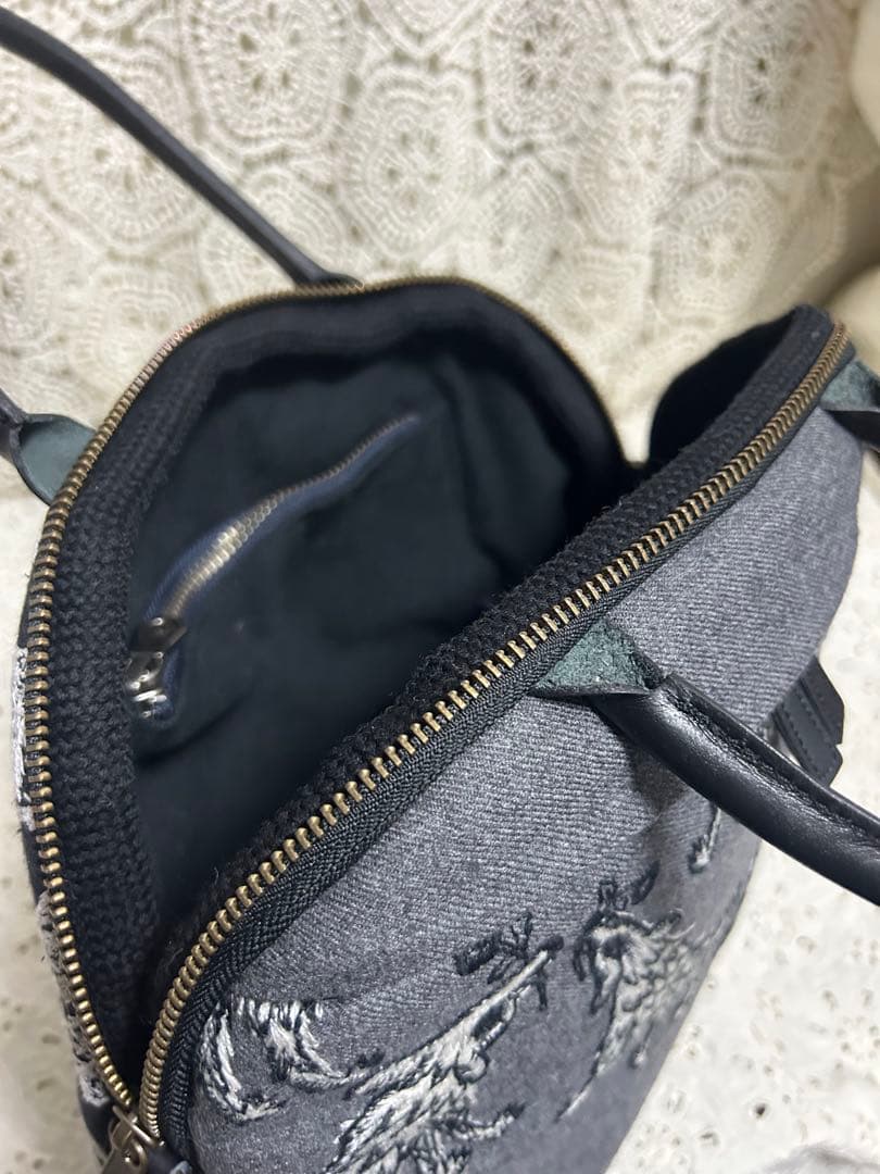 51128Ａミナペルホネンハンドメイドおすましブガッティ クーポンデーサービス