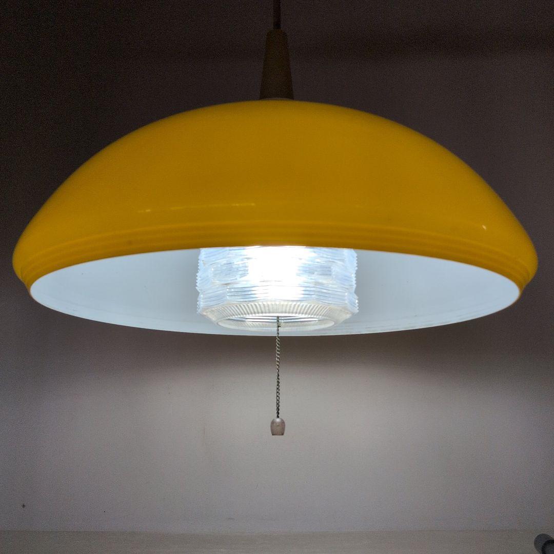 昭和レトロ　ナショナル　吊り下げ照明 イエローシェード