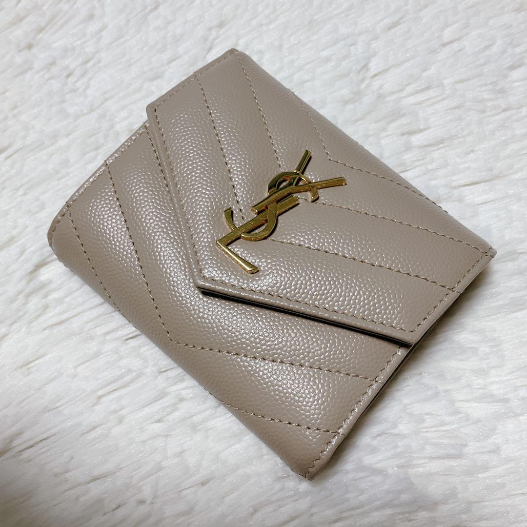 ♡付属品完備♡イヴサンローラン 三つ折り財布 YSL キャビアスキン ベージュ