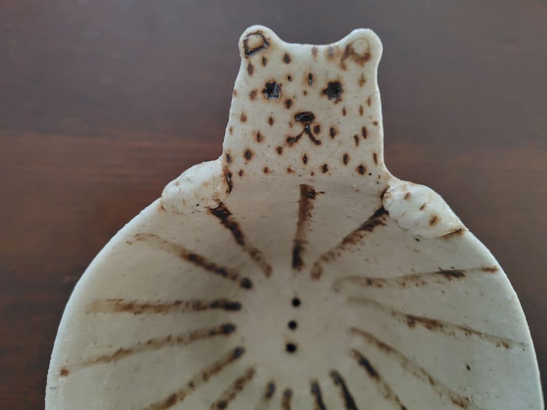 金成潤子　クマの花器とコーヒードリッパー