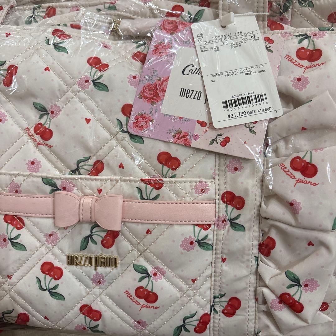 新品　メゾピアノ×キャスキッドソン　マザーズバッグ　　チェリー柄