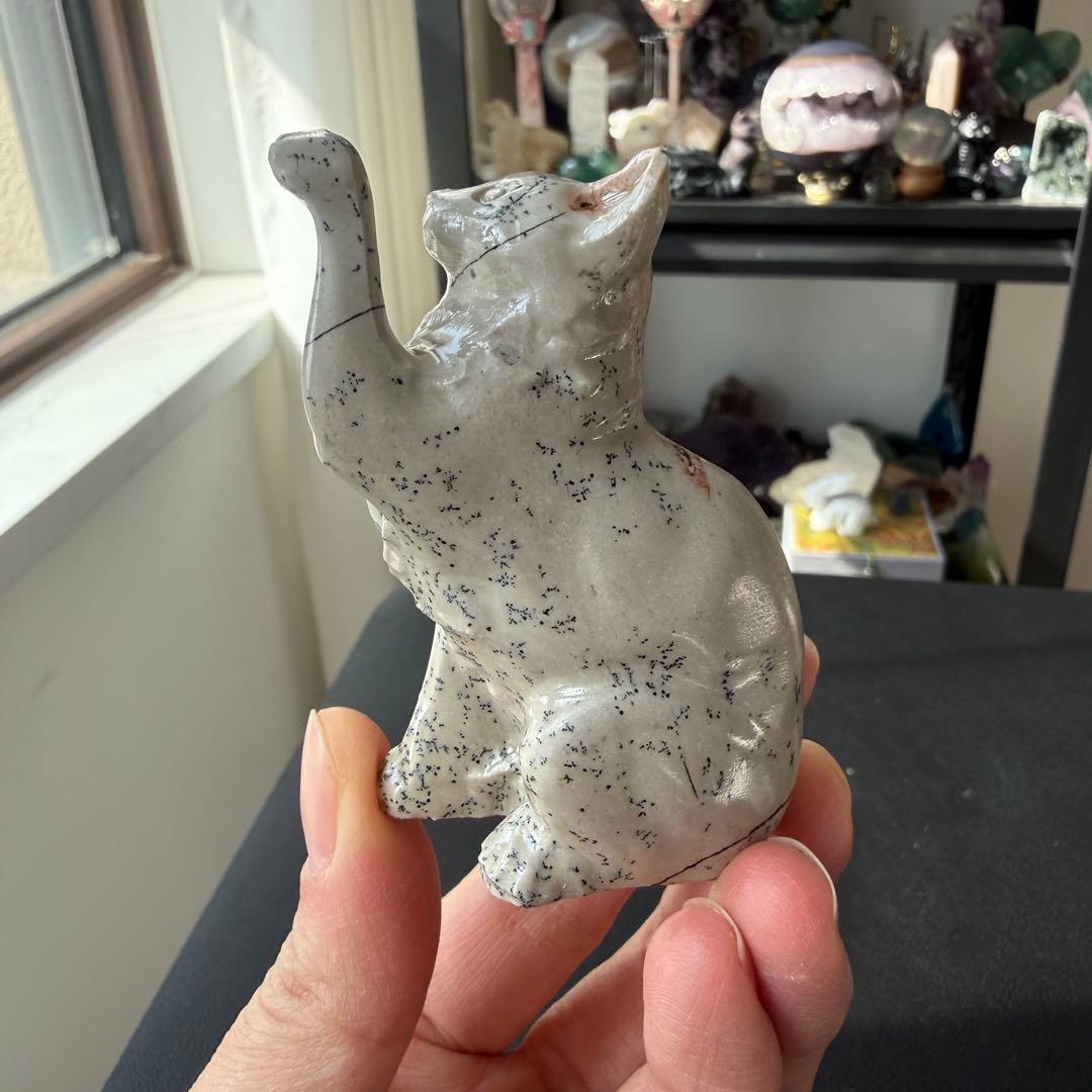 【かい】天然石瑪瑙の猫ちゃん　置物　彫物NO.020912