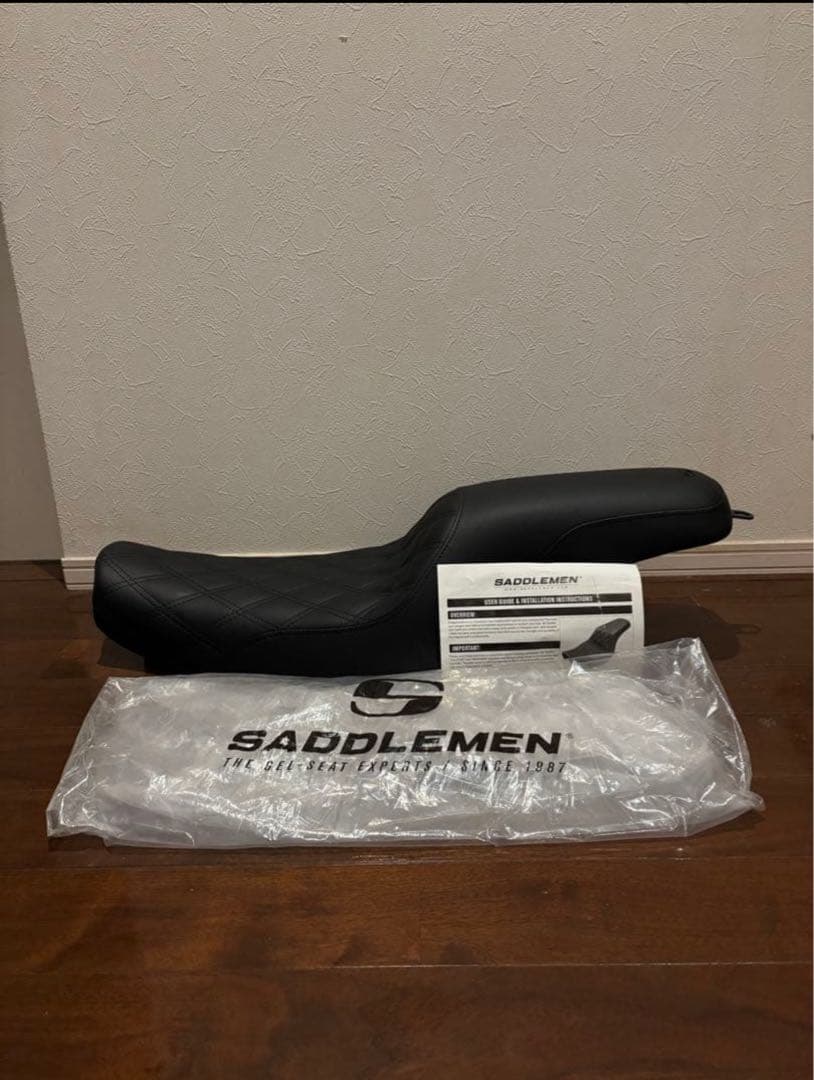 SADDLEMEN プロファイラー LS シート ダイナ用　fxd