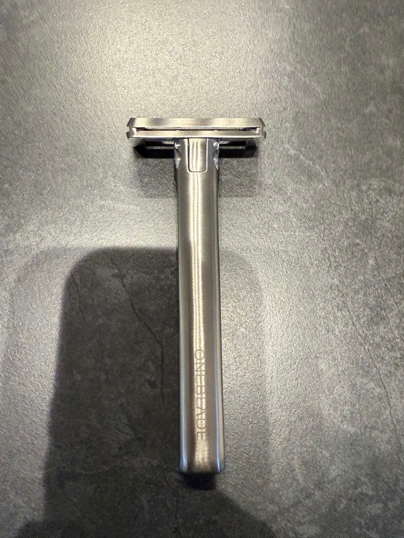 OneBlade Genesis Razor 両刃カミソリ　おまけ付き