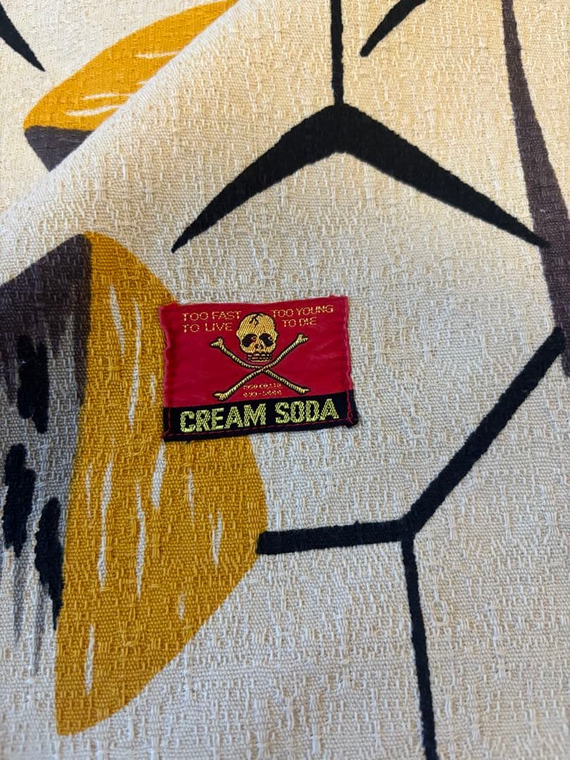 ピンクドラゴン クリームソーダ 90’s カーテン生地