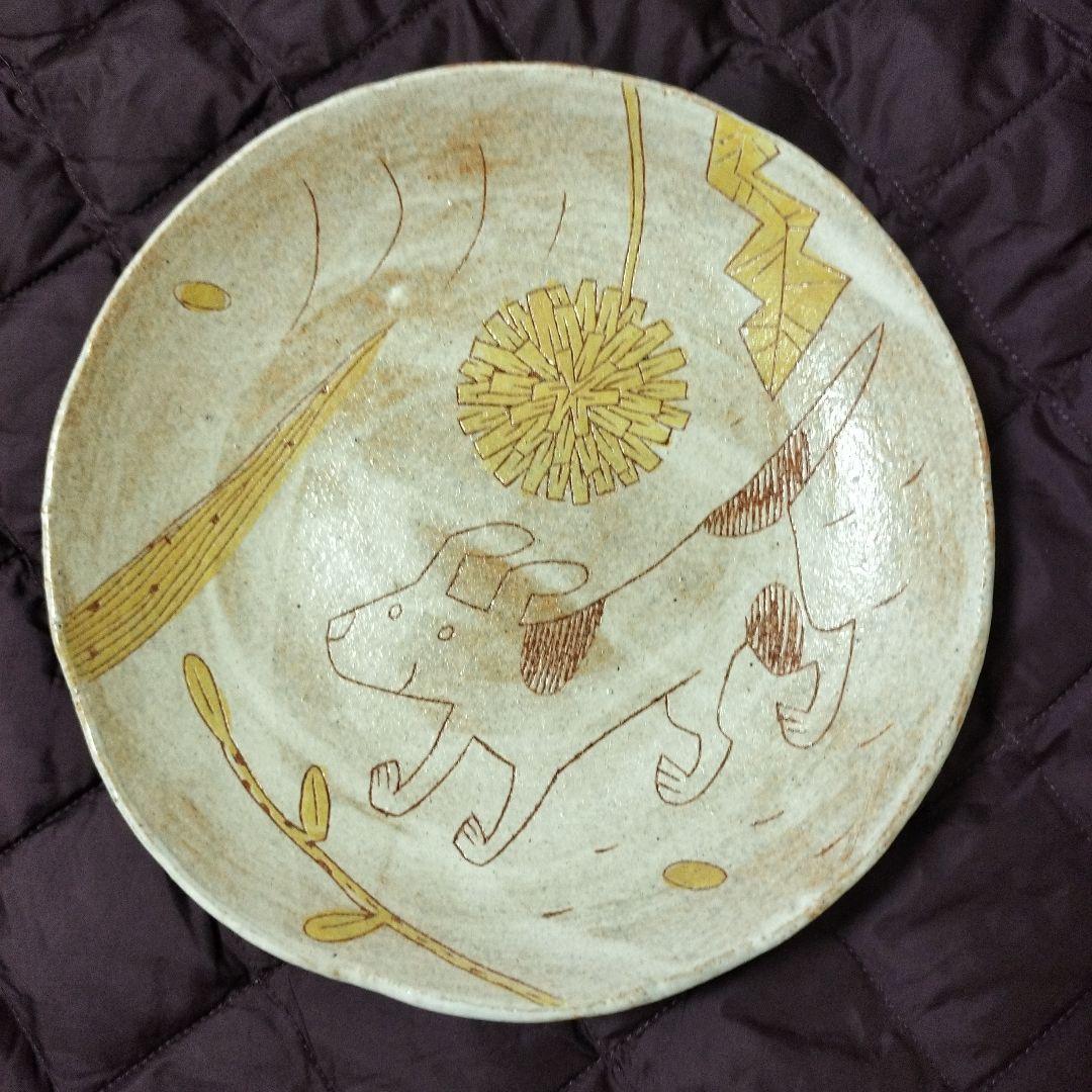 鹿児島睦さんの初期のお皿