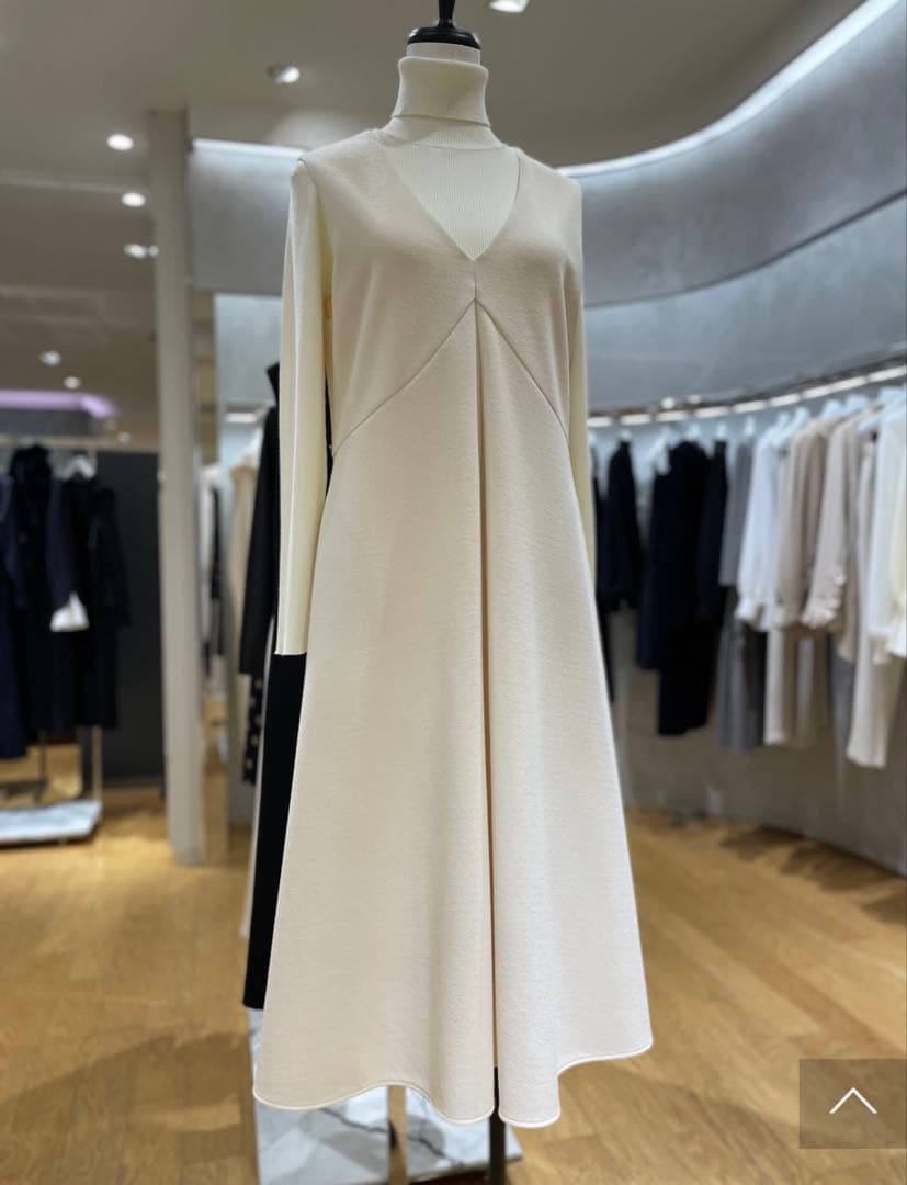 新品　エムプルミエブラック　ジャンパースカート　ワンピース　アナイ