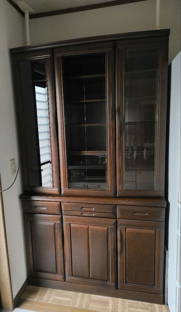 木製食器棚 ダークブラウン ガラス扉付き