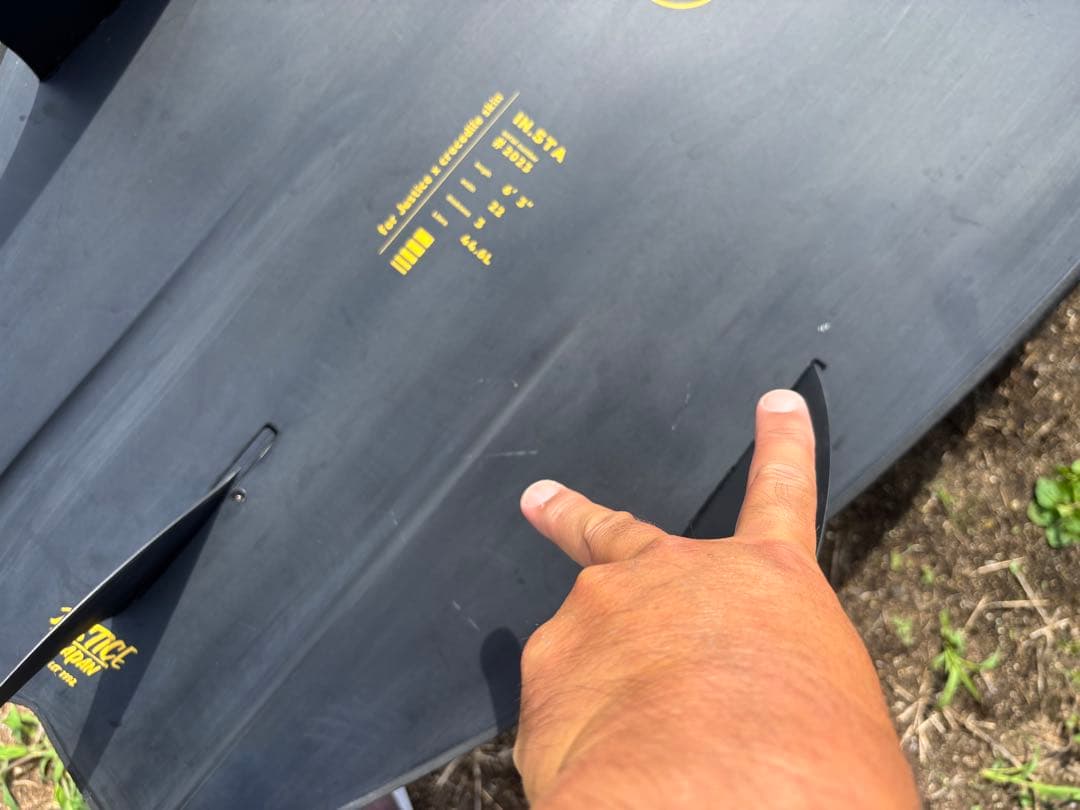 無名様保大人の休日フィン付きジャスティスインスタミッドレングスクロコダイルスキン