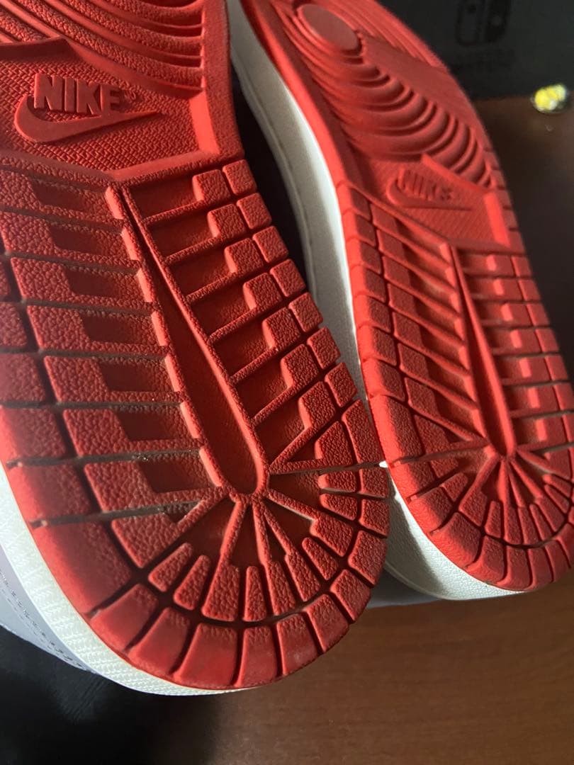 Nike Air Jordan 1 Mid グレー/ブラック/レッド