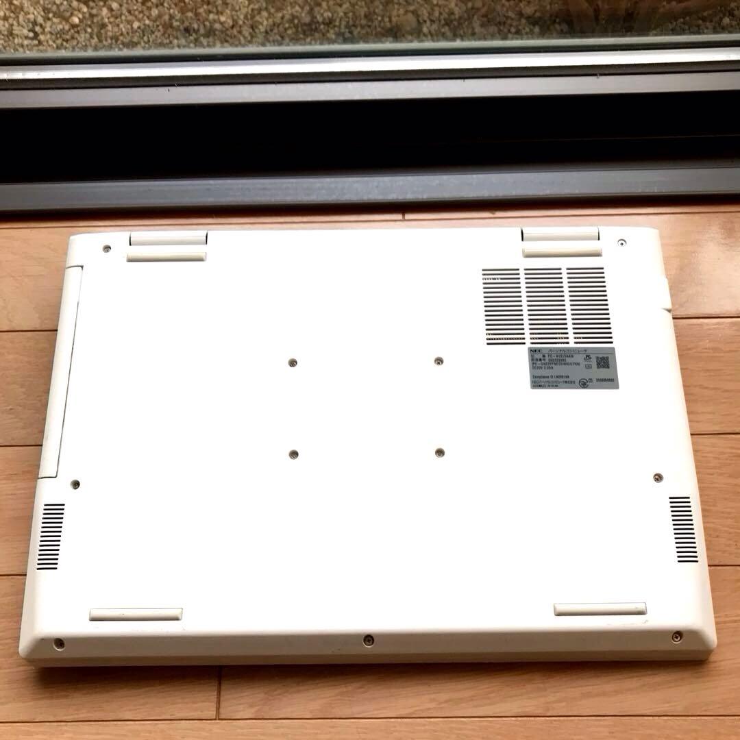 Windowsノート本体 NEC LaVie N1515/AAW