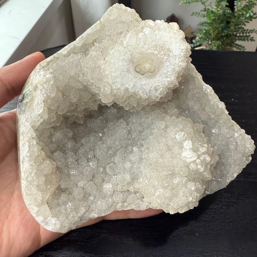 天然石シュガー瑪瑙の原石　置物　鉱物NO.092710