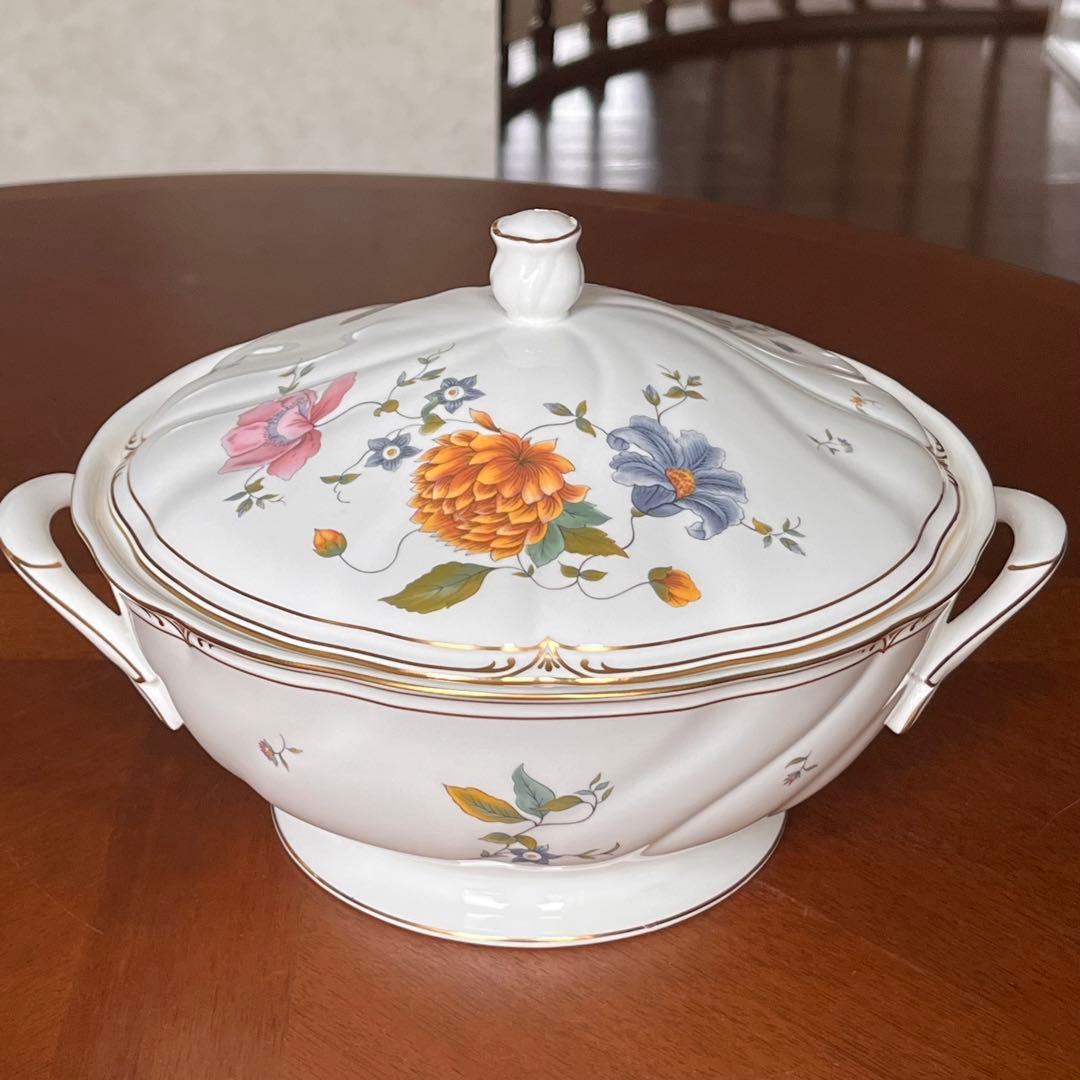 【黒壺美品】ウェッジウッド★ローズミード★カバードベジタブル（蓋付きチューリン）