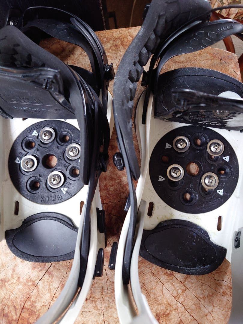 FLUX CV サイズM スノーボードビンディング ホワイト/ブラック