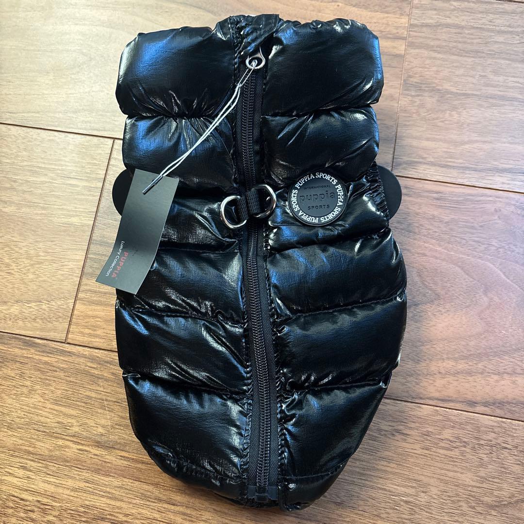 犬用ダウン　ブラック　パピアpuppia 新品 背中ジップ　mサイズ