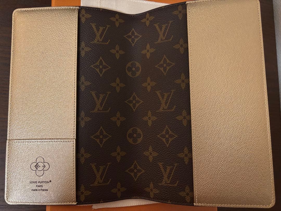 ルイヴィトン　LOUIS VUITTON ノートブックカバーとノートのセット
