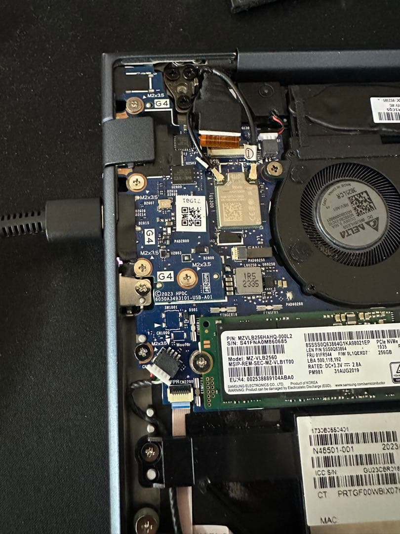 HP DragonFly G4 i5-1335u 16Gb 2024年製