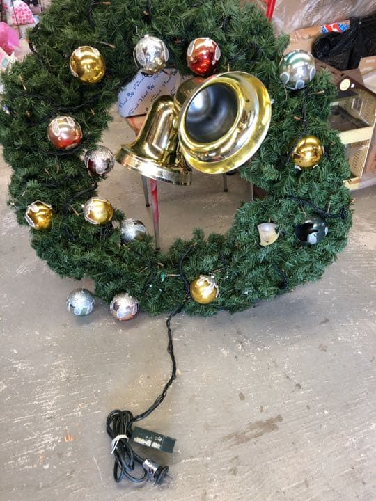 巨大クリスマスリース　ライト付き