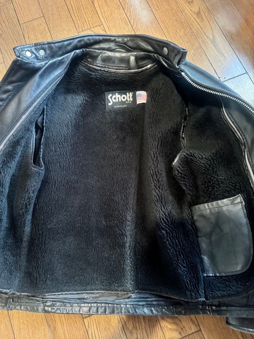 ＊ゆあもこ＊ Schott ブラックレザーライダースジャケット