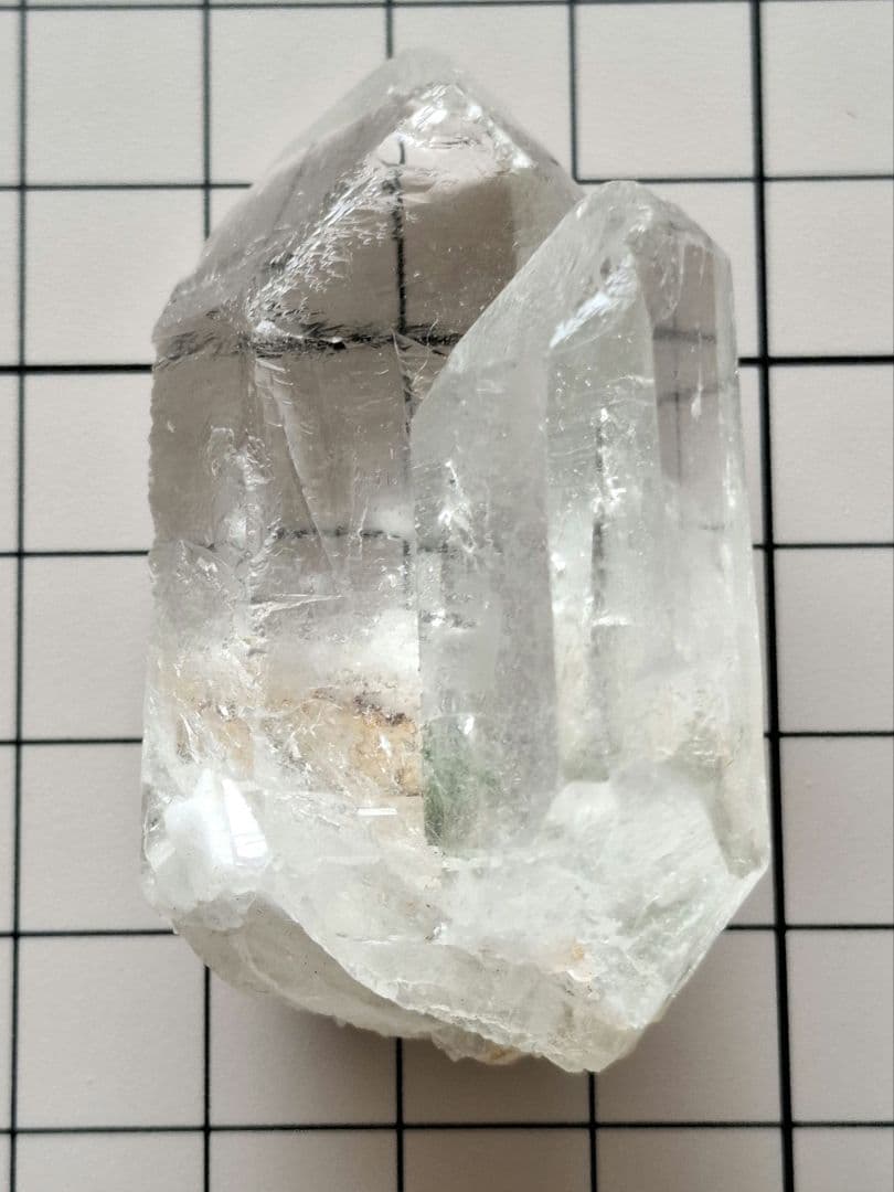 トライゴーニック ガーデンクォーツ ツイン 水晶