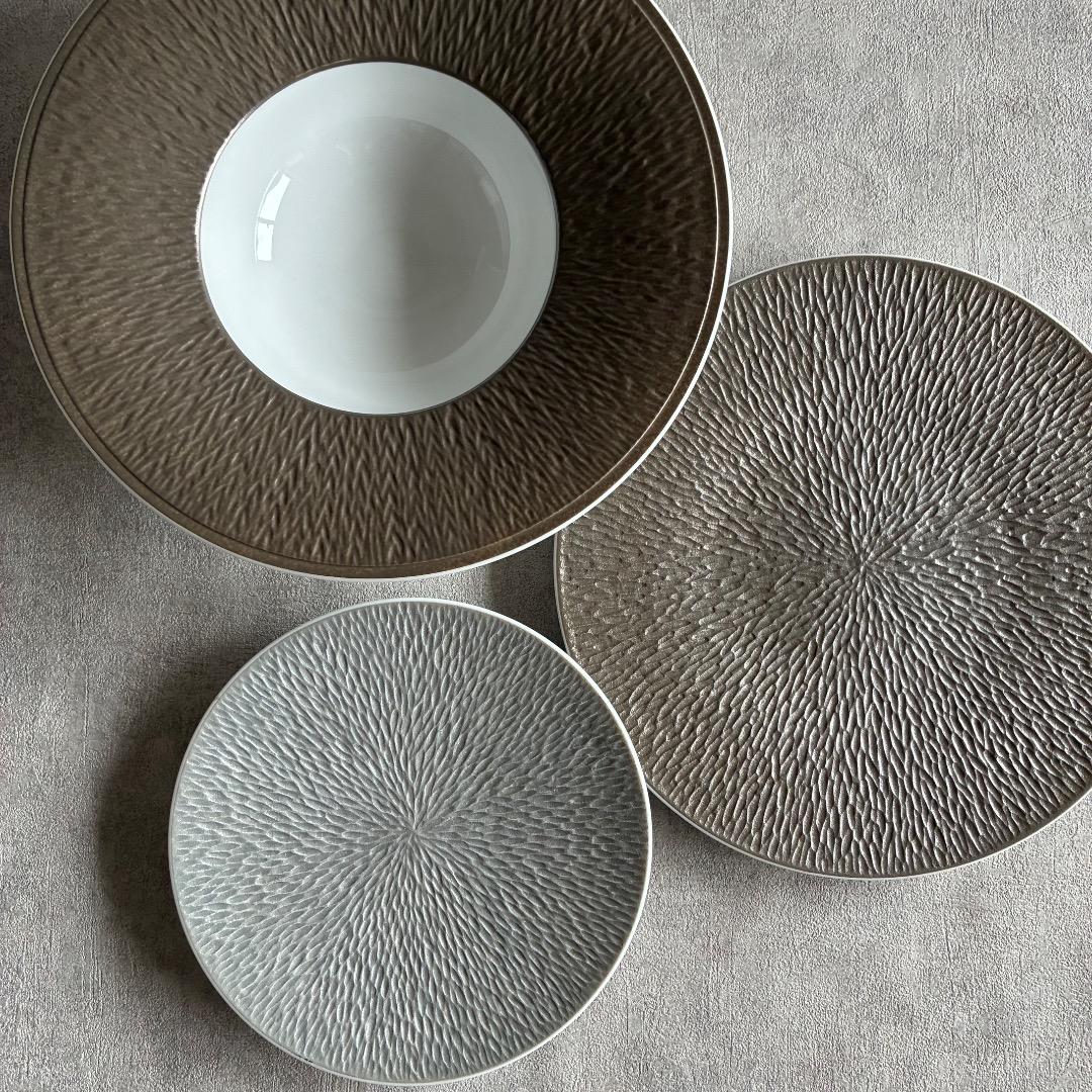 RAYNAUD レイノー ミネラル グレージュ リムスープ 22×H6cm