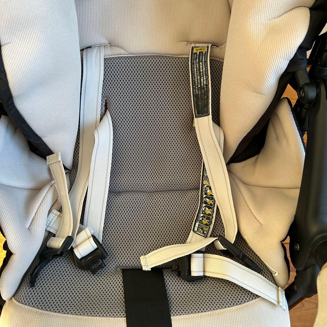 Combi コンビ ベビーカー スゴカル　4キャス