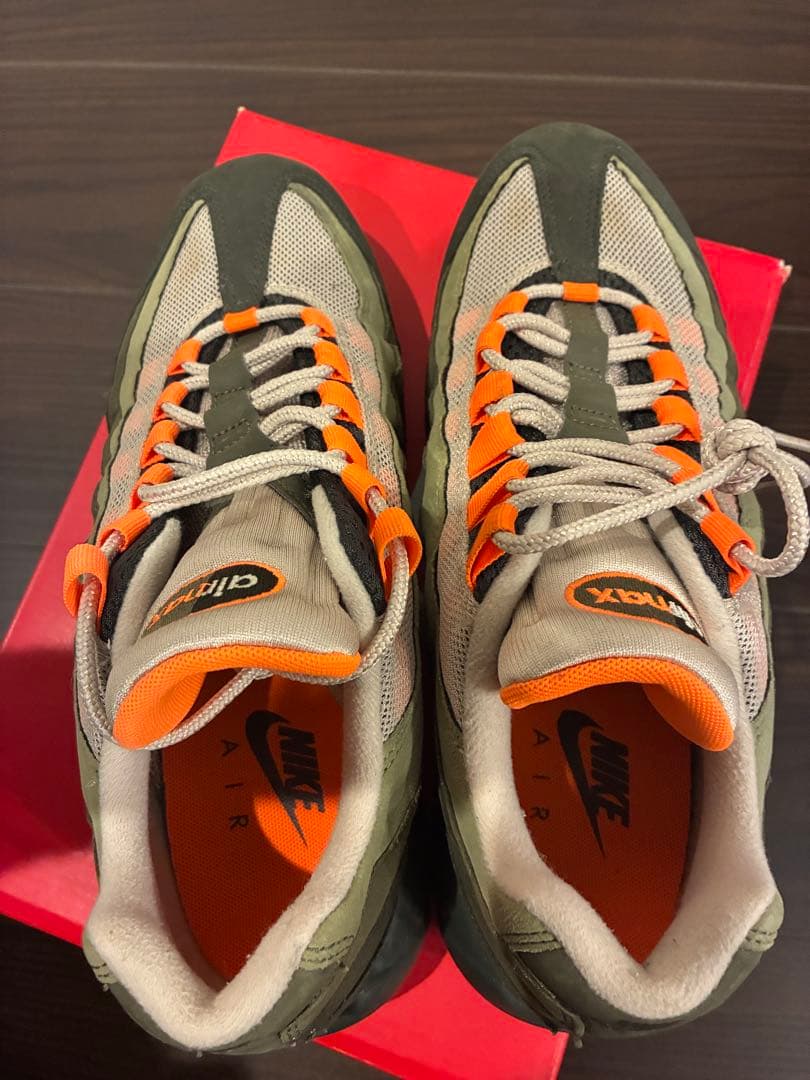 【値下げ交渉可能です！買ってください！】Nike Air Max 95