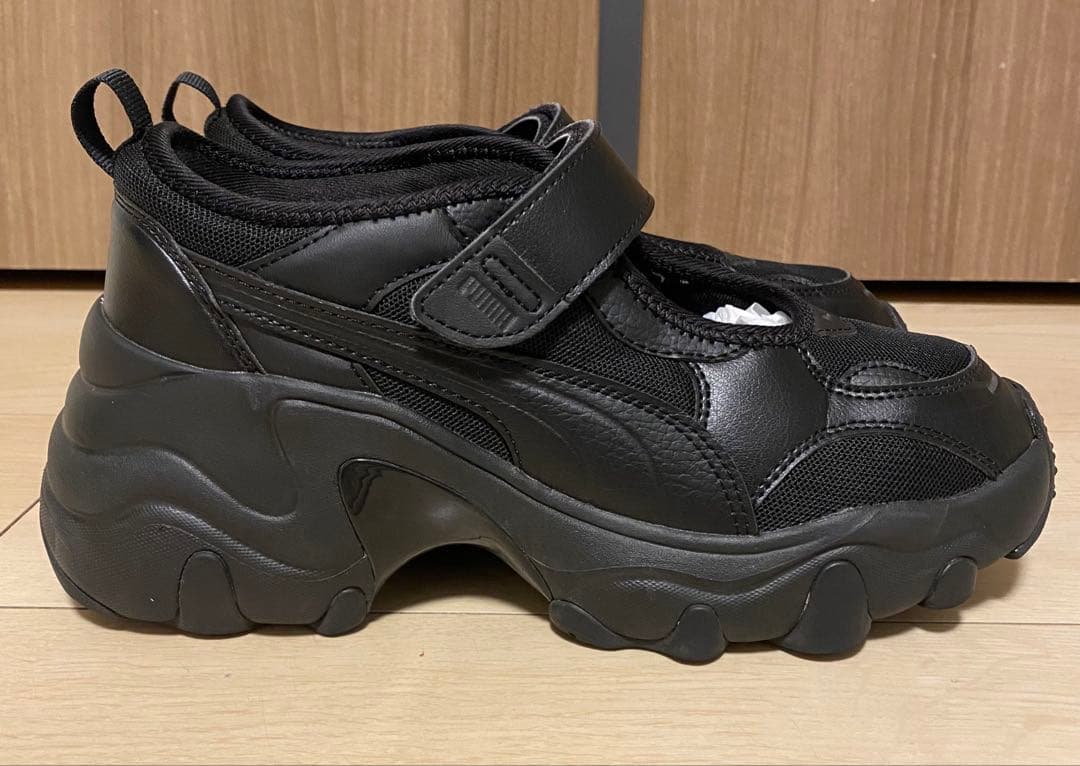 美品☆PUMA プーマ　ウィメンズ　パルサー ウェッジ サンダル 24cm