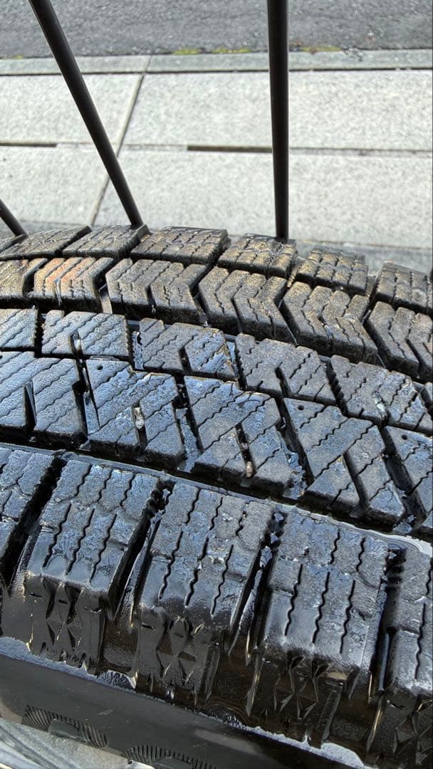 BLIZZAK VRX2 スタッドレスタイヤ 155/65/r14 2本組②