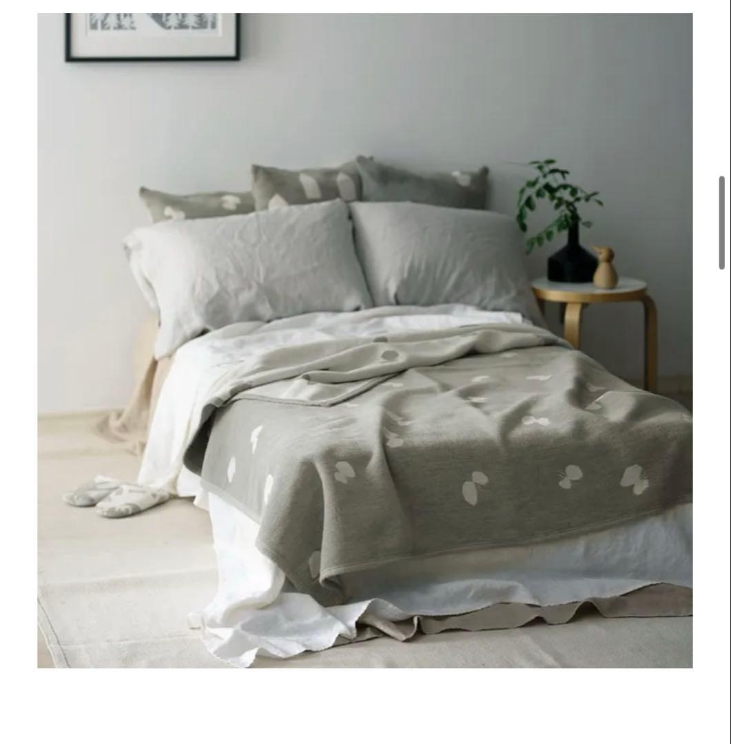 美品　ミナペルホネン　ブランケット