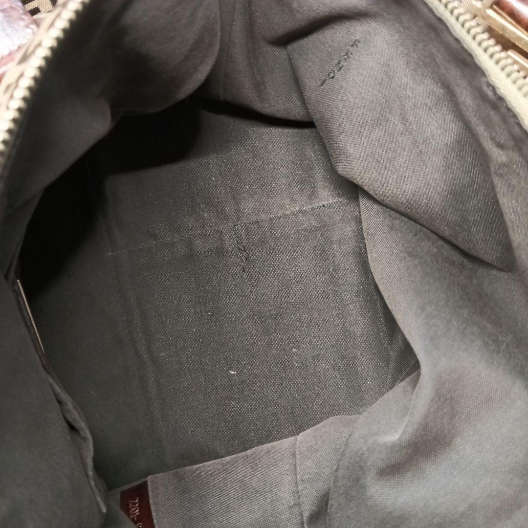 Fendi ロゴプリント ハンドバッグ　値下げしました