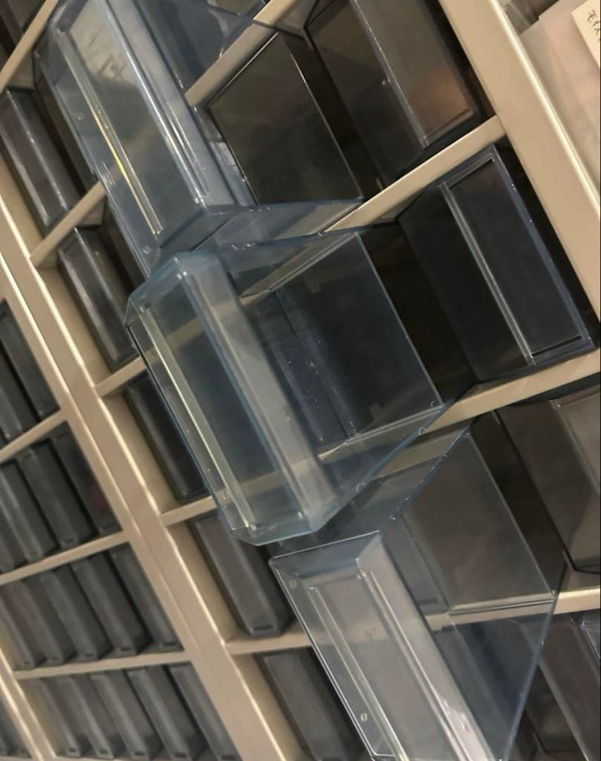 コクヨキャビネット　薬品仕訳棚　　1台