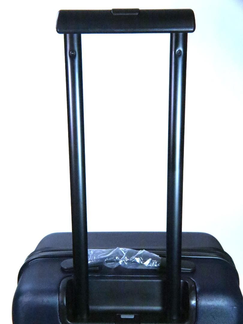 無印良品バーの高さを自由に調節できる ストッパー付ハードキャリー35L濃紺