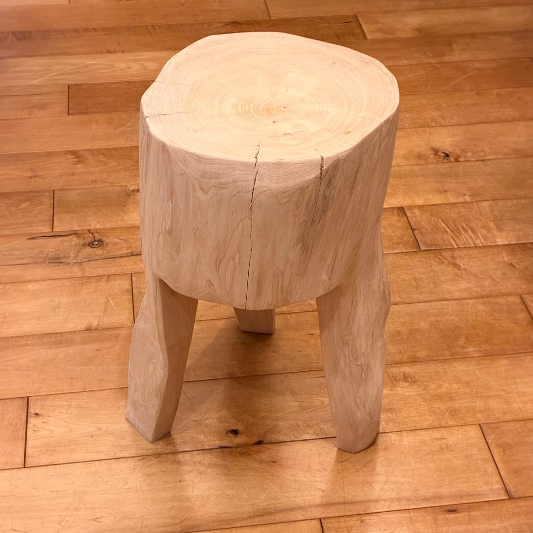 槙　丸太 スツール　3本脚　　No.1566