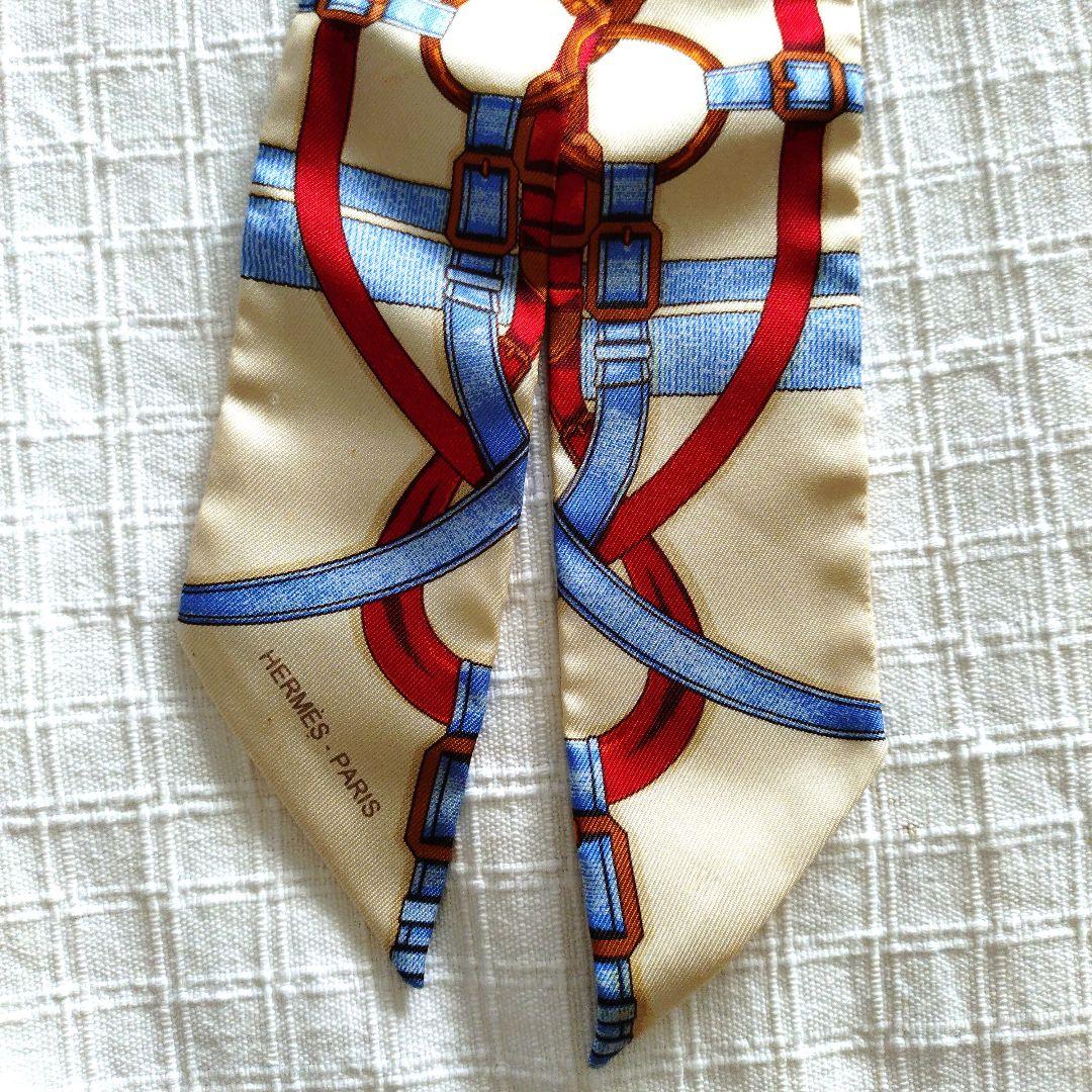 エルメス　ツイリー　　シルク100%　箱付き　未使用
