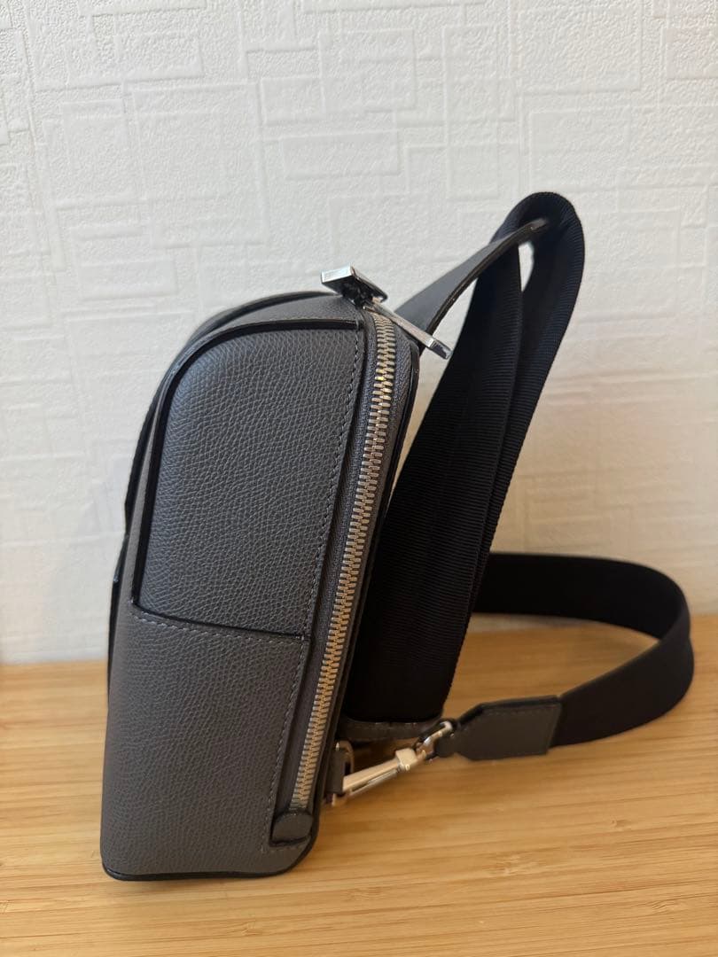 [本日限定]ヴァレクストラ　Vライン ワンショルダー バックパック ミニ